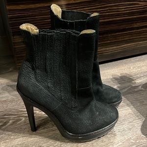 BCBG heeled boots